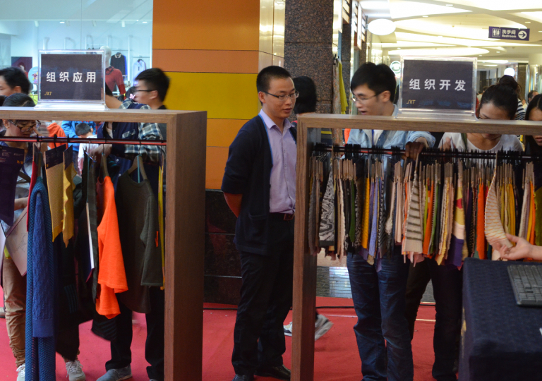 DL_Trade_Show_2014-5